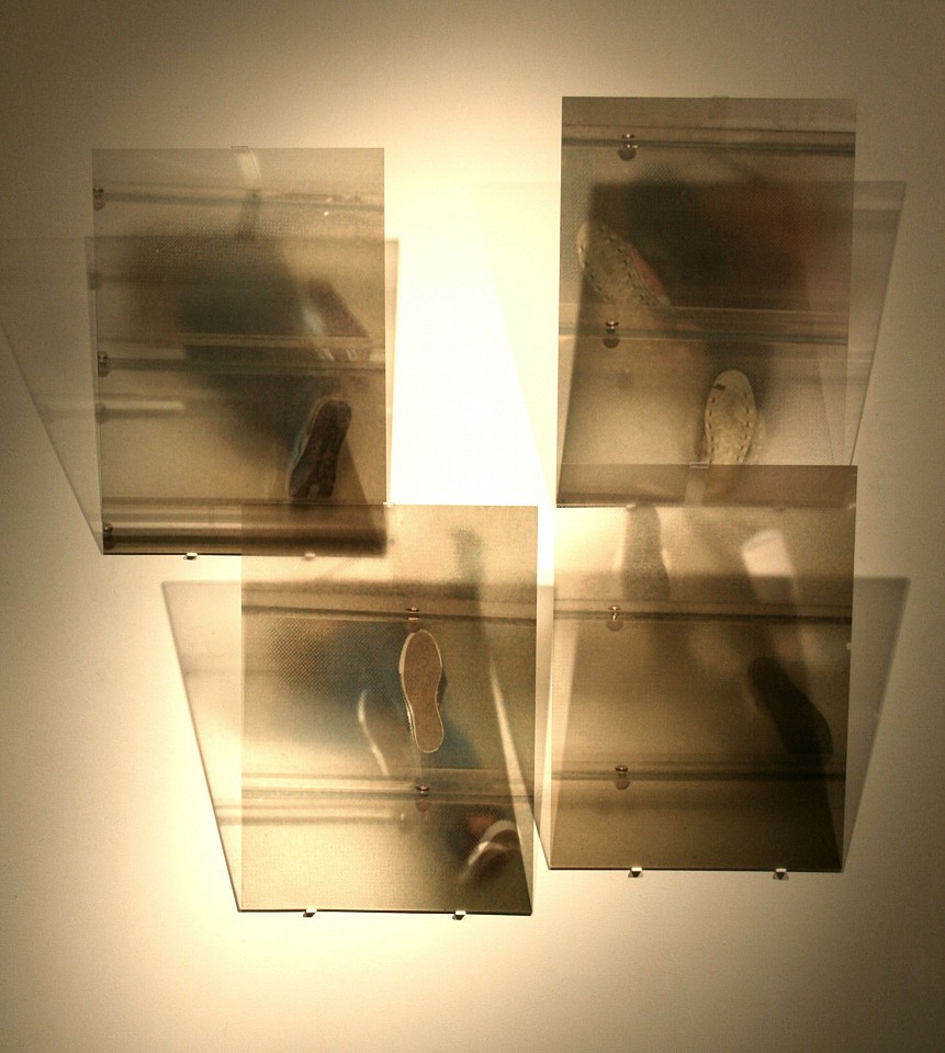 GRACIELA SACCO, Pies en colores, 2007
photography on plexiglass, 19 5/8 x 27 1/2 in. (50 x 70 cm)
SG-O-0056